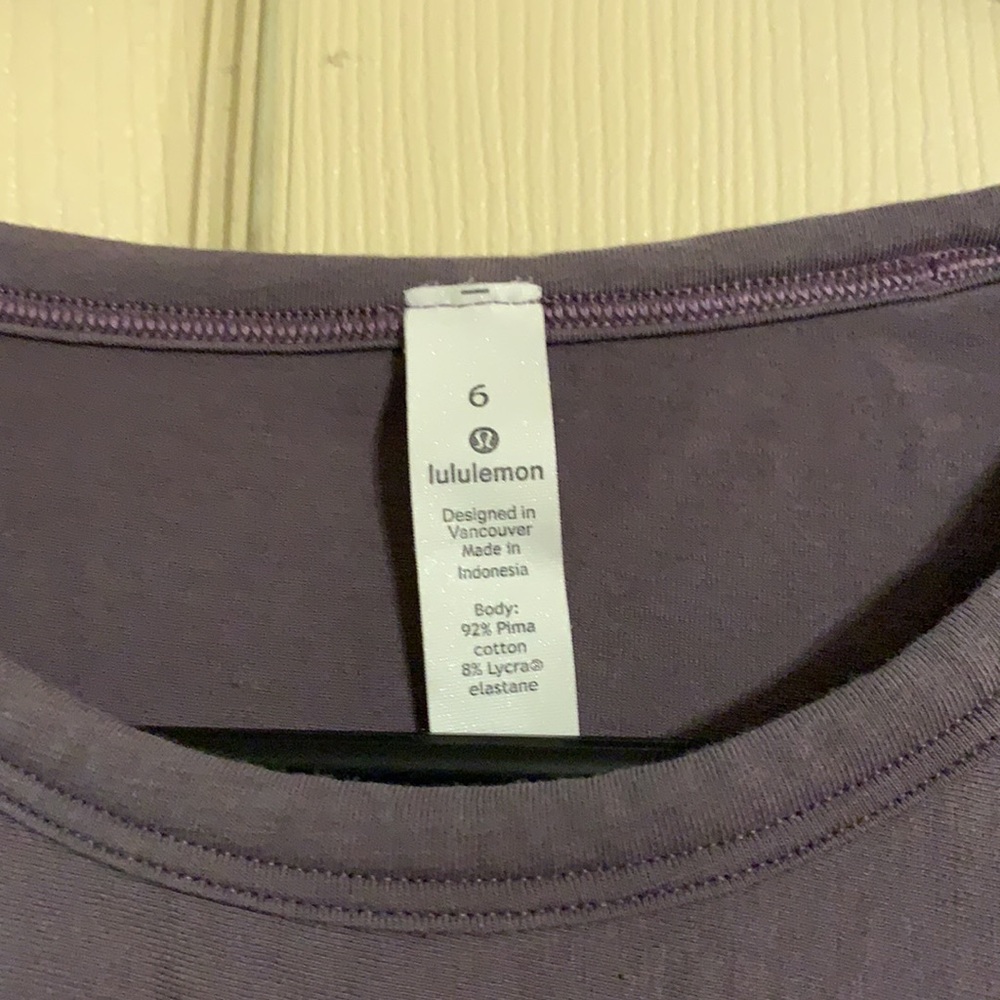 Lululemon Tank - Picture 2 of 4